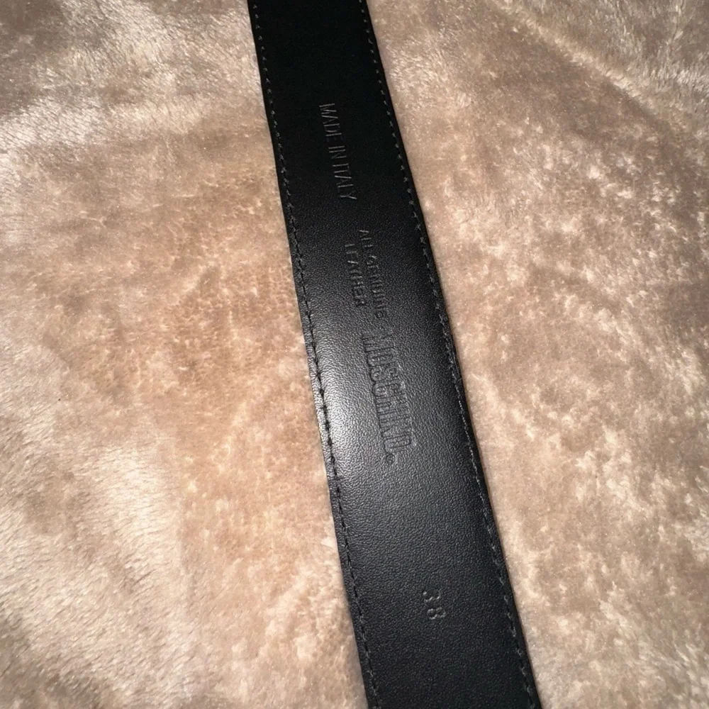 Moschino Black Leather Logo Belt Gold Hardware Size 38 Made in Italy